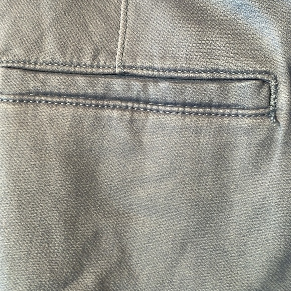 NWT Gap jeans - Picture 4 of 9